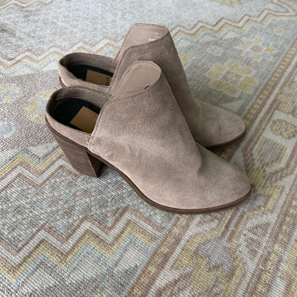 Dolce Vita Mules - Picture 1 of 6